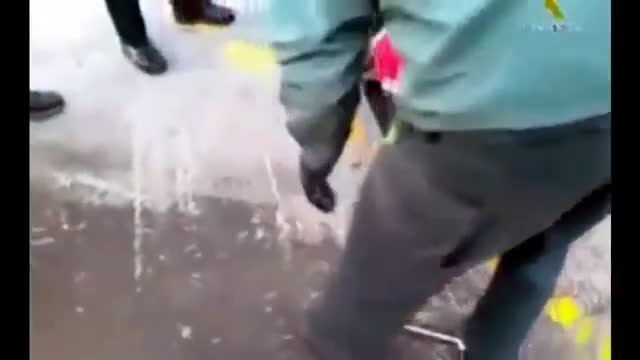 Може ли да се скрие цял човек в една кола, без да успее никой да го открие! Вижте тоя къде беше