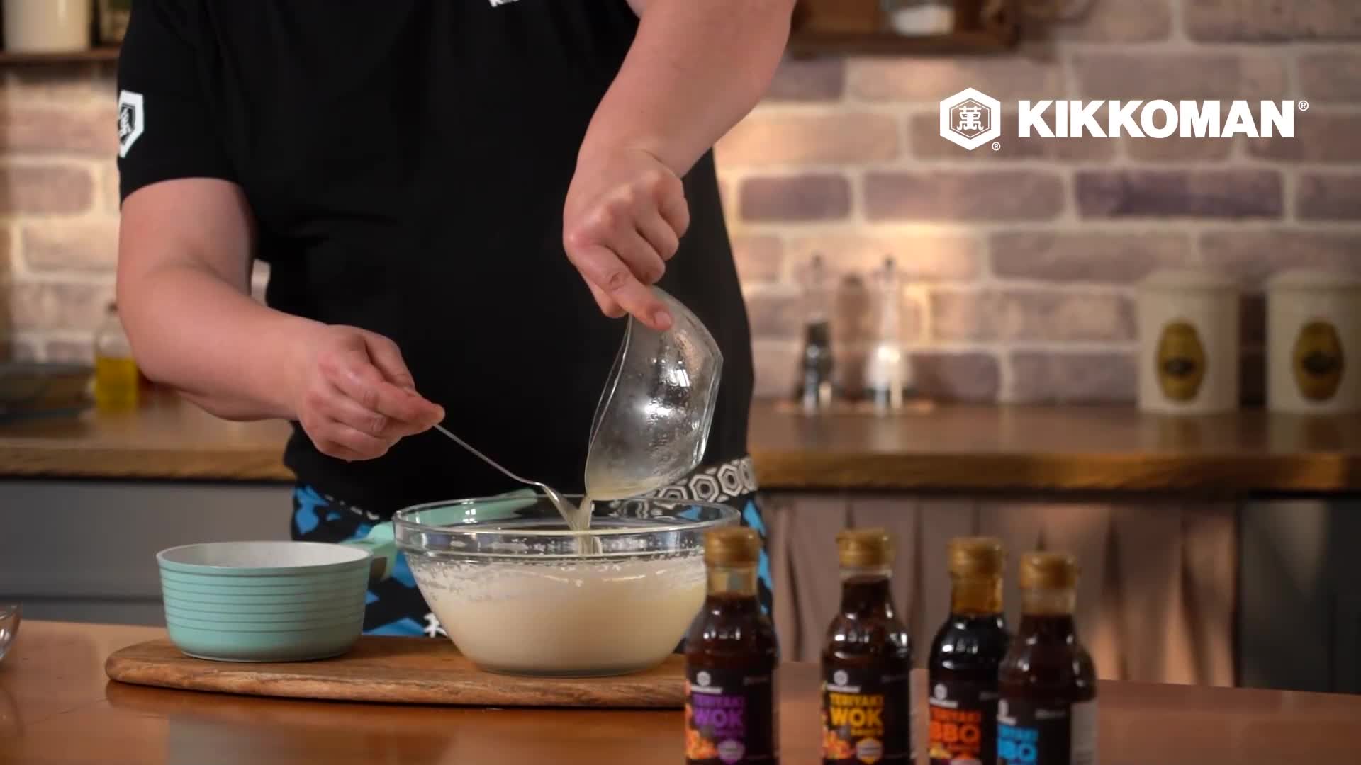 Ягодов чийзкейк с Kikkoman Терияки WOK сос с препечен сусам
