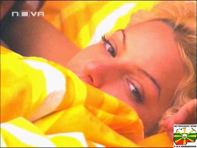 Иванина И Денислав, Хванати В Изневяра :) - Big Brother 4 - 25 11 08