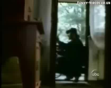 Смях До Скъсване