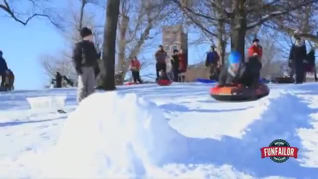 Страхотни Коледни Падания - Компилация 2013