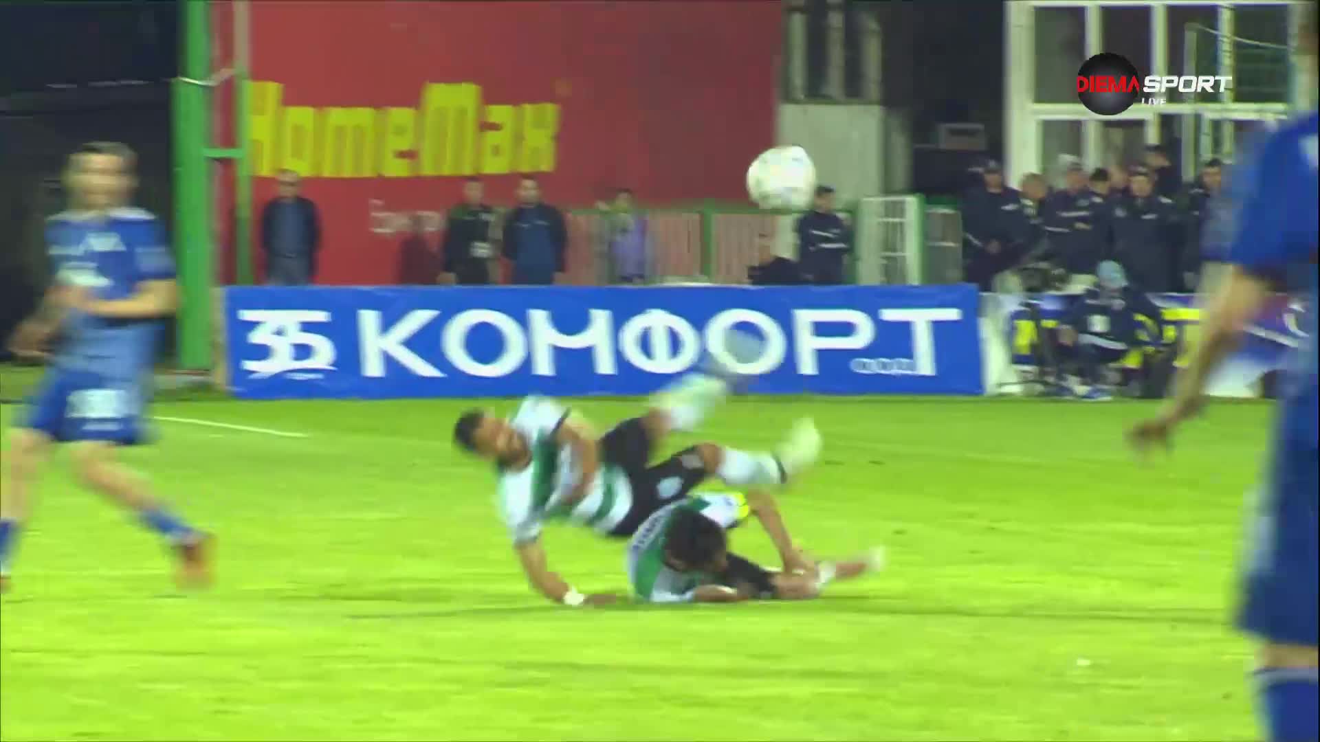 Тежък сблъсък между футболисти на Черно море
