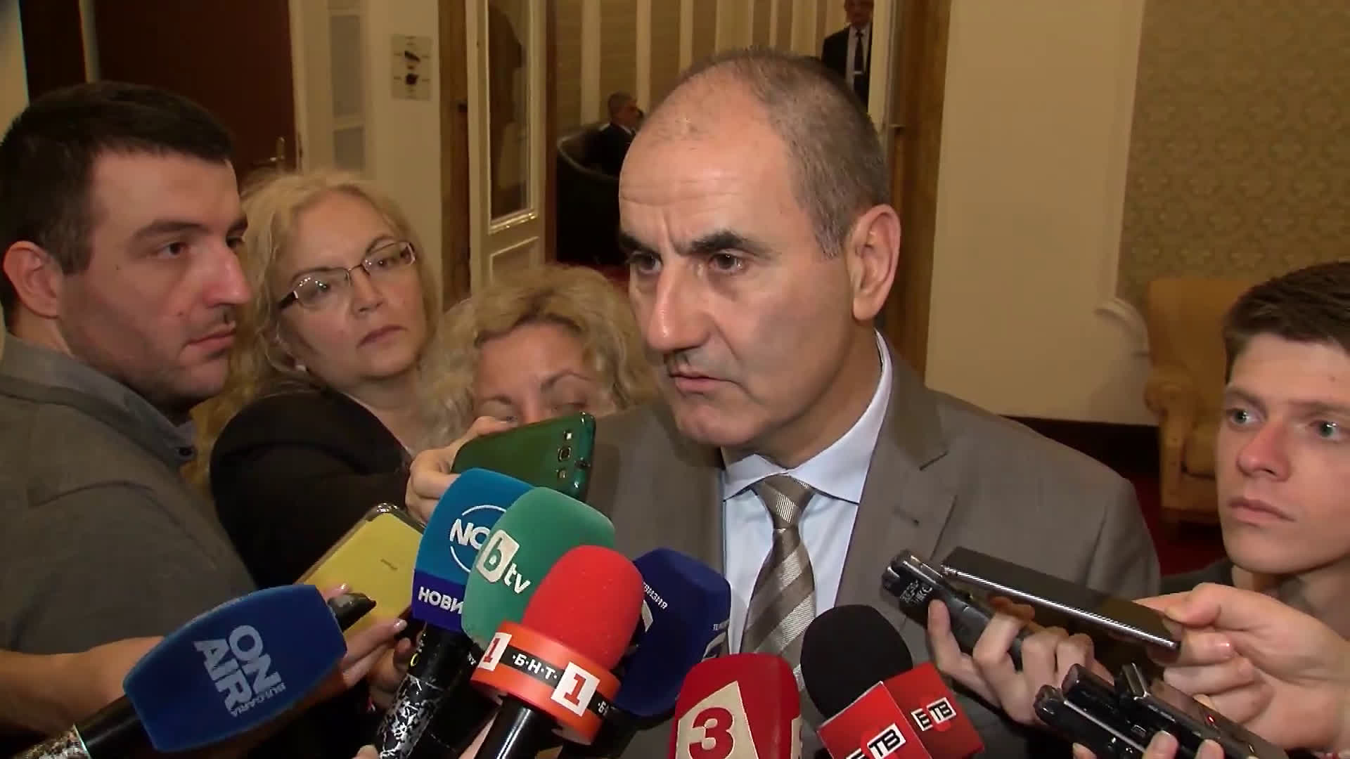 Цветанов: Страната е стабилна, парламентът върши своята работа