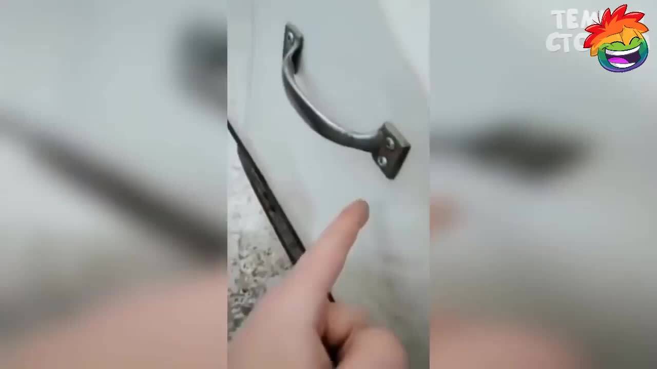 Пробвай да не се разсмееш! - Много смях
