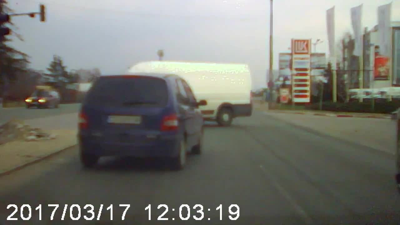 Нарушение на пътните правила