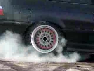 Bmw M3 E36 И Ford Sierra Палят гумите