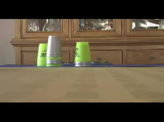 Човека С Най - Бързите Ръце!