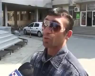 Разкошен циганин дава интервю