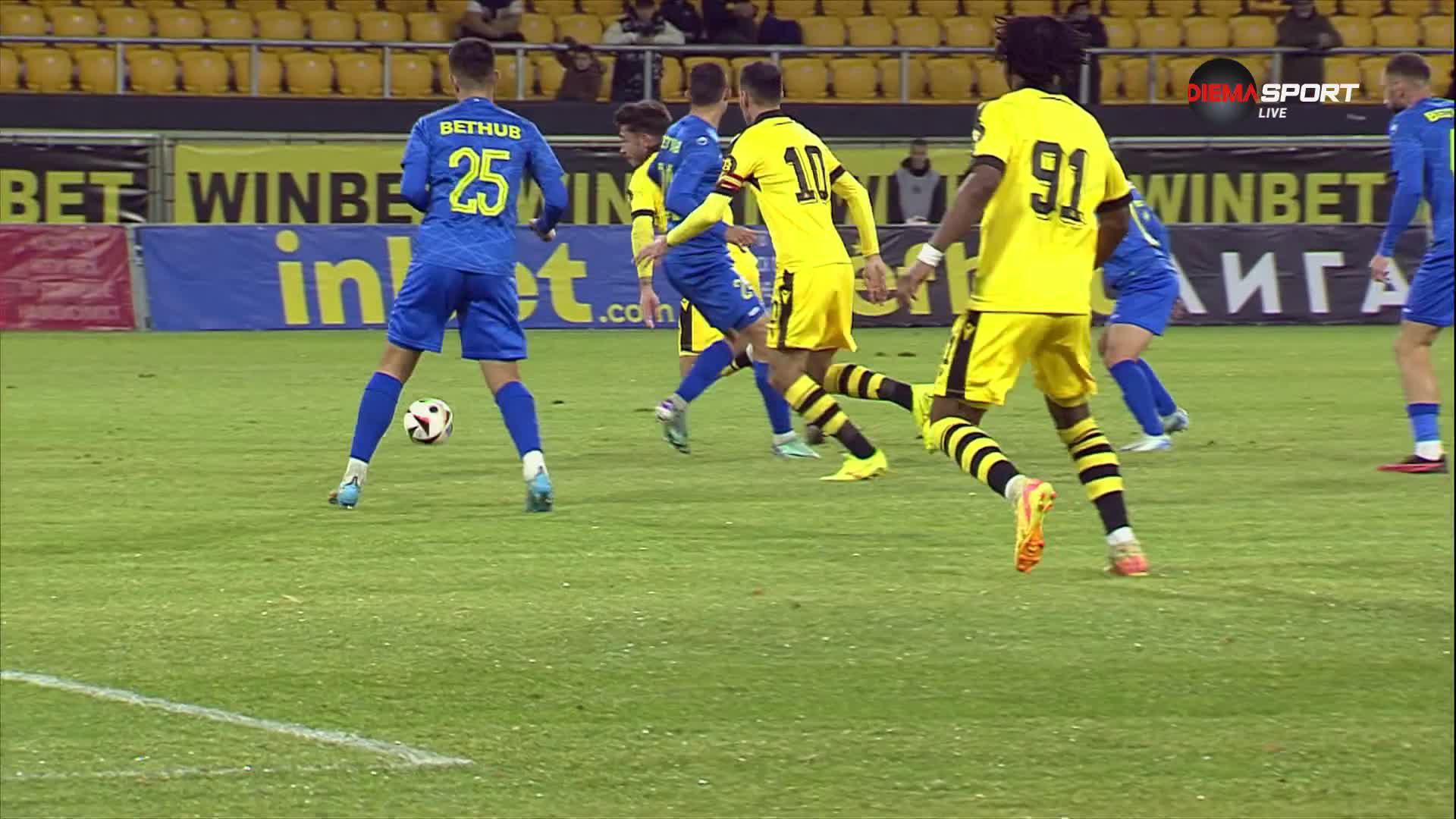 Ботев Пловдив - Крумовград 0:0 /първо полувреме/