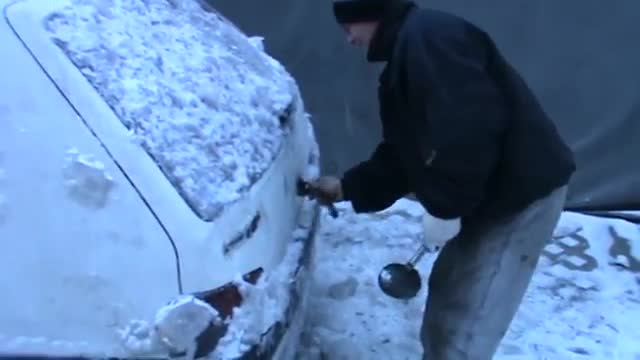 >Как се размразява кола по полски