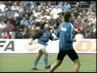 Maradona Загрява Преди Мач