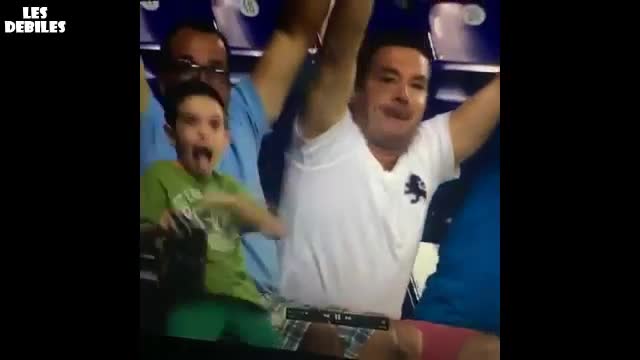 Когато отборът ти вкара гол