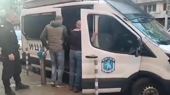 Разбиха схема за източване на десетки хиляди евро чрез подправени документи в София