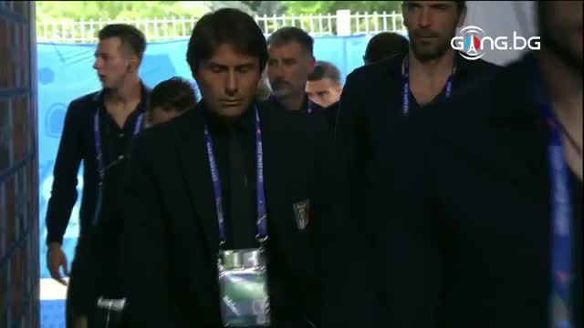 Италианците пристигнаха за мача в спортно-елегантен стил