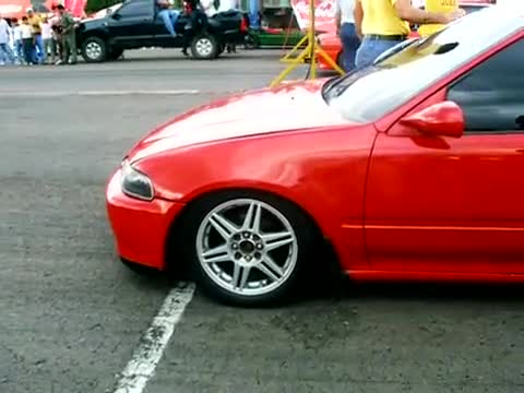 Honda Civic Се Гаври С Bmw M3 ! 