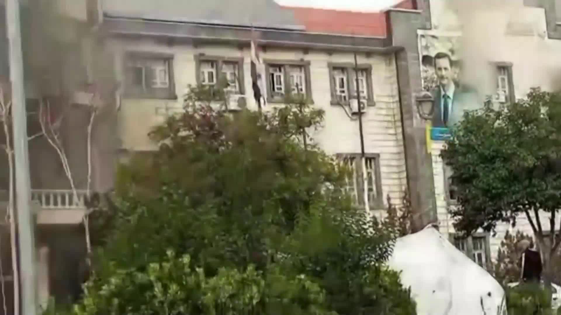 Антиправителствени протести в Сирия прераснаха в сблъсъци, има жертви (ВИДЕО)