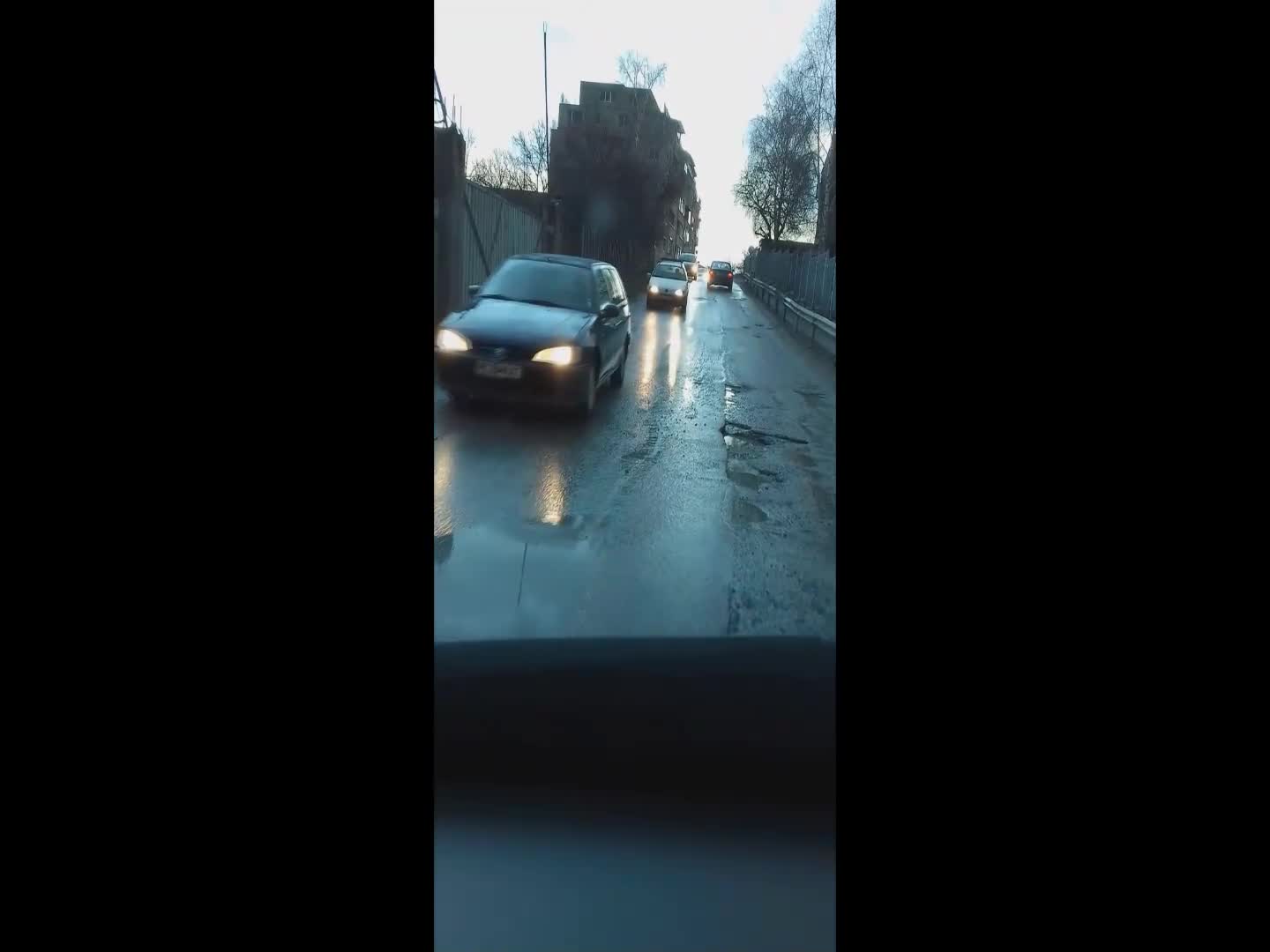 Абсурдна улица - ул. "Могилата", кв. "Витоша"