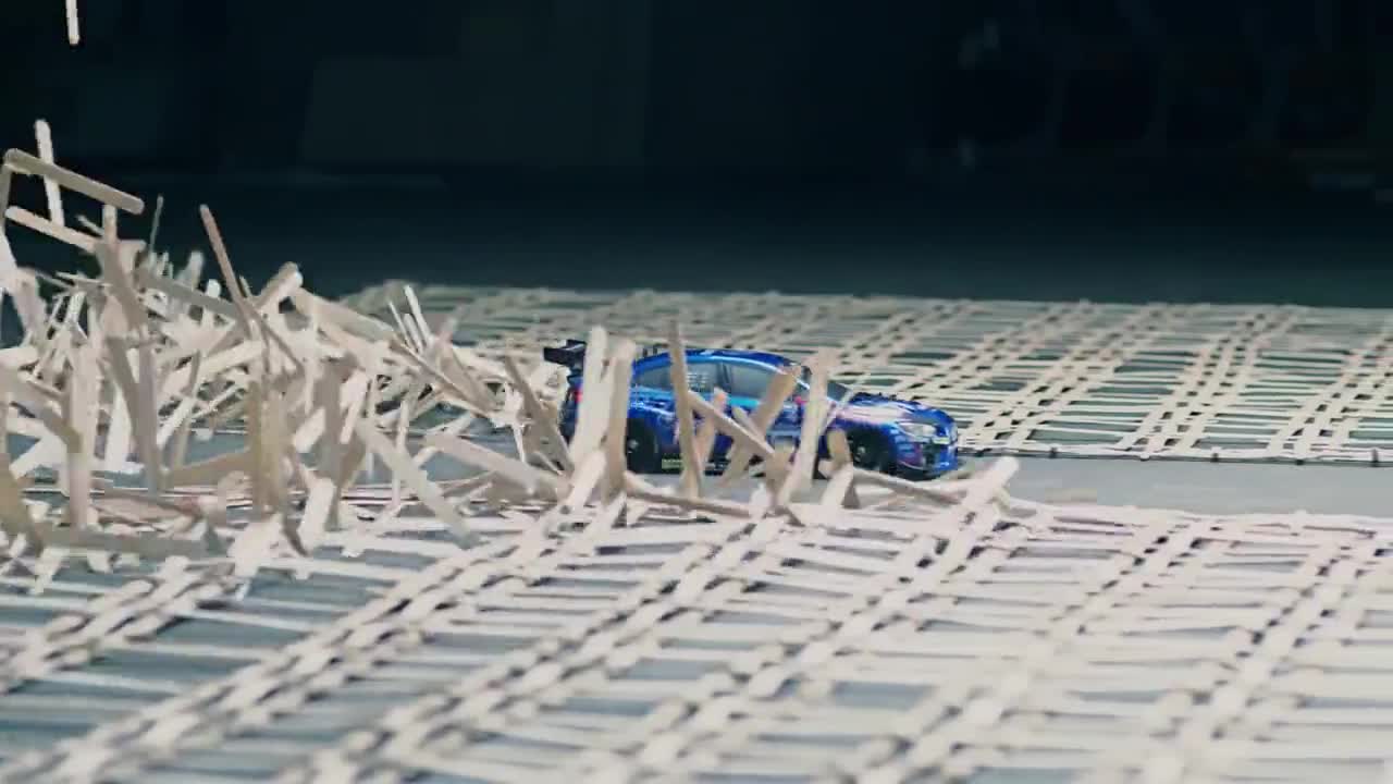 Subaru срещу клечки...