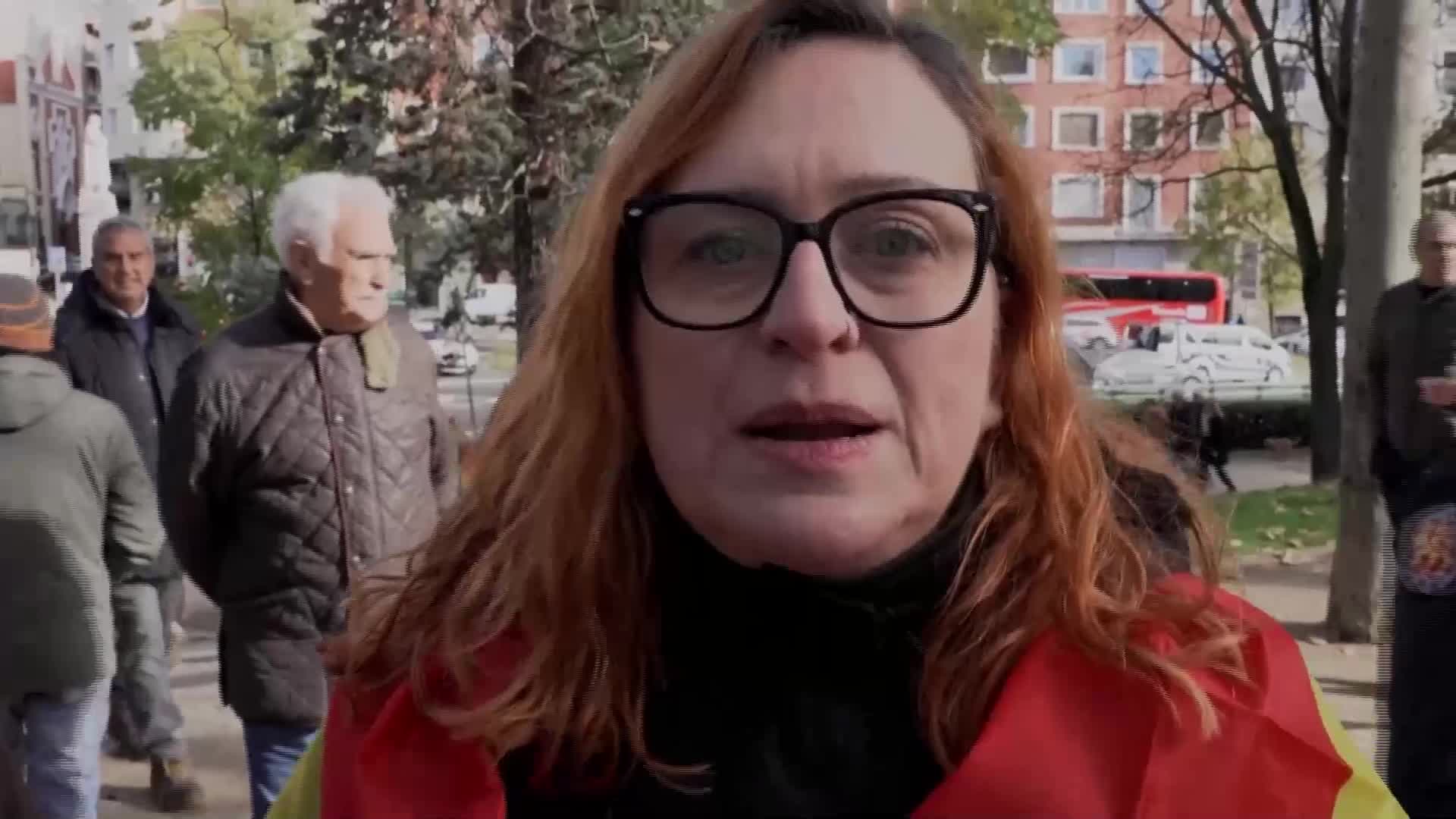 Десетки хиляди на протест срещу правителството на Педро Санчес в Мадрид