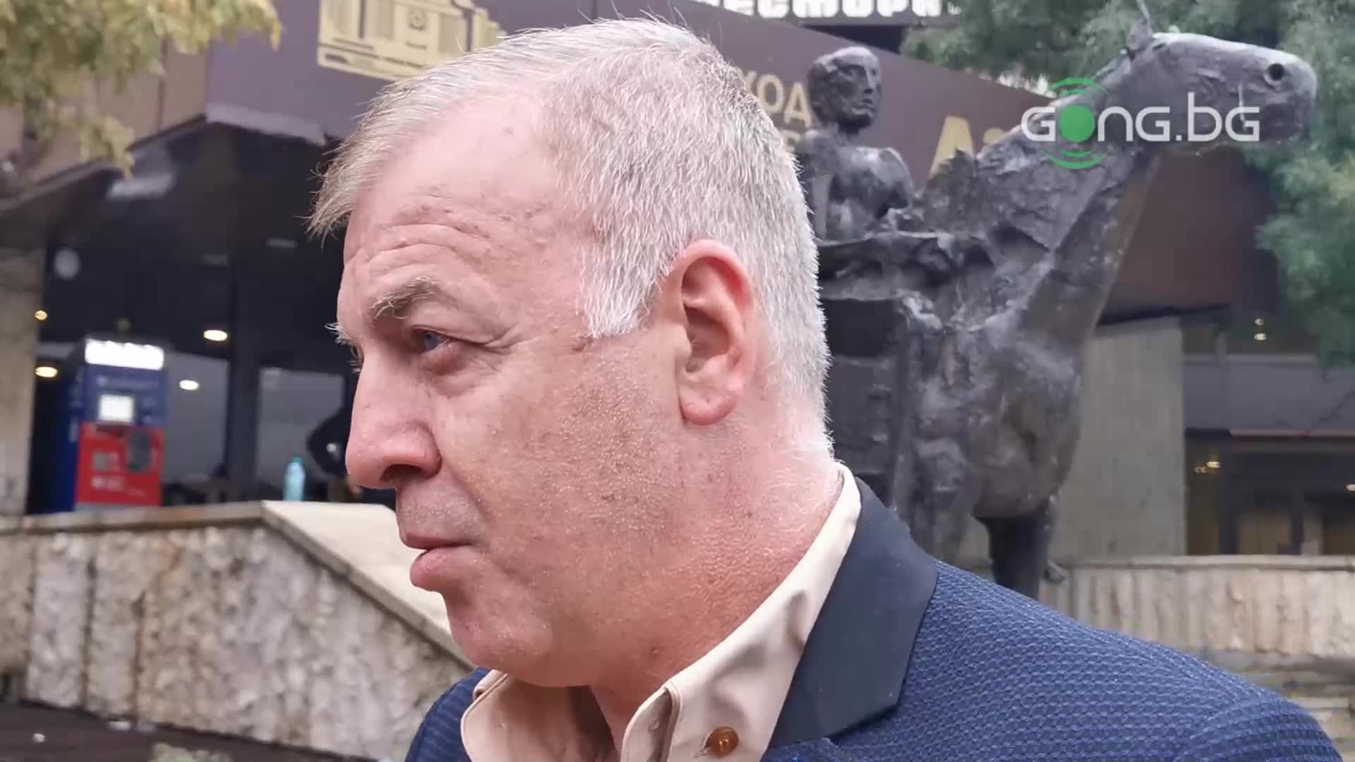 Сираков преди Конгреса: Не мога да задраскам 40-годишно приятелство