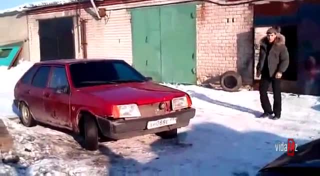 Бързо разглобяване на кола- Русия
