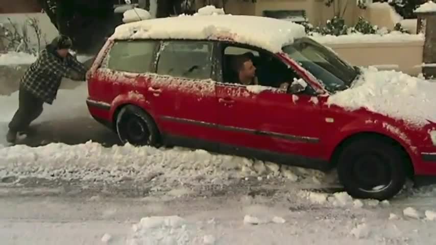 Компилация - Хора срещу зимата