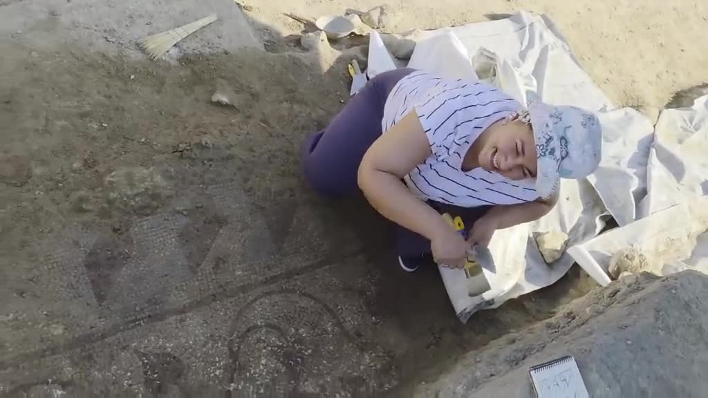 Откриха мозайка в храма на Херакъл в Хераклея Синтика