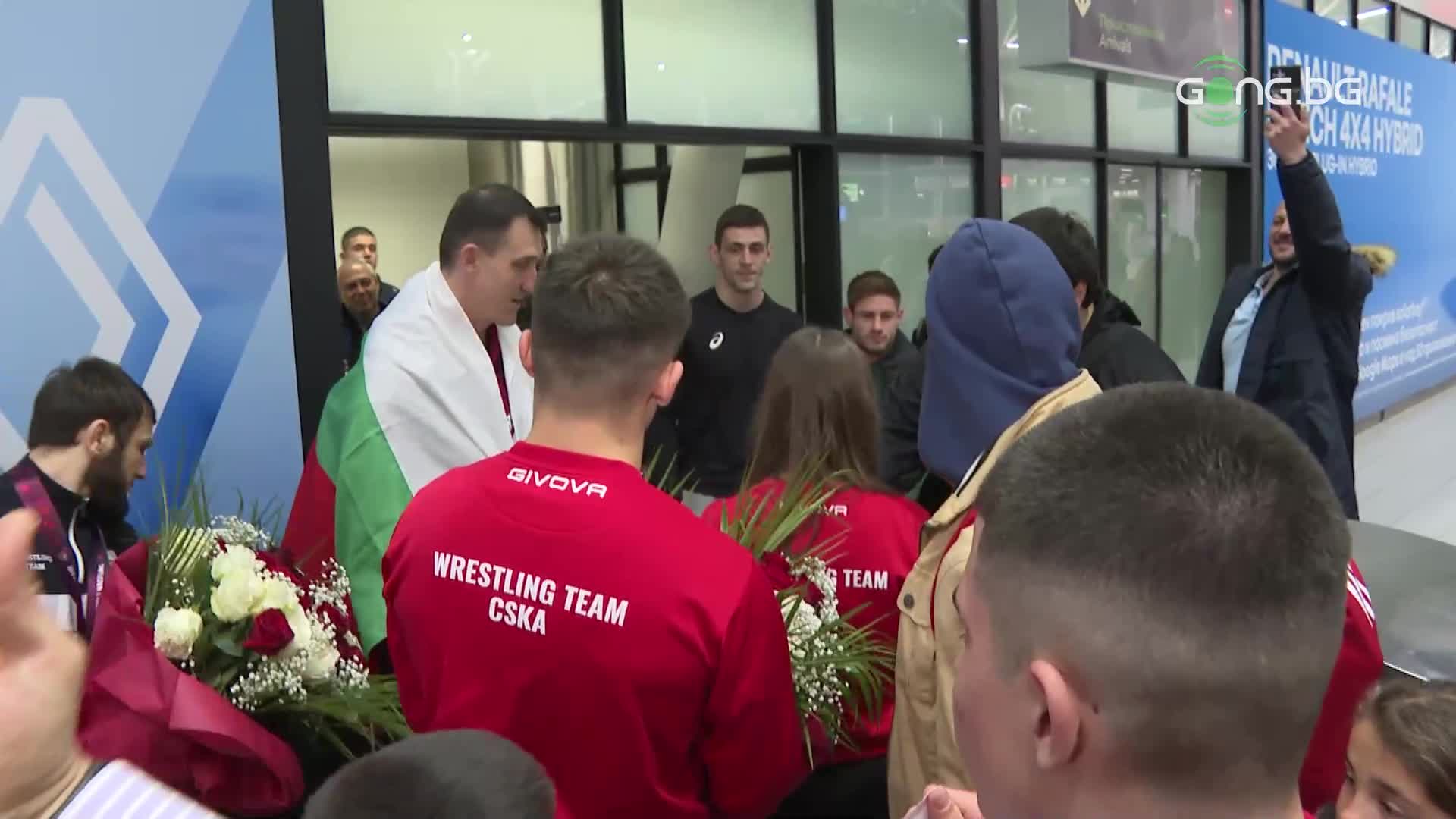 Посрещане на борците след Европейското първенство