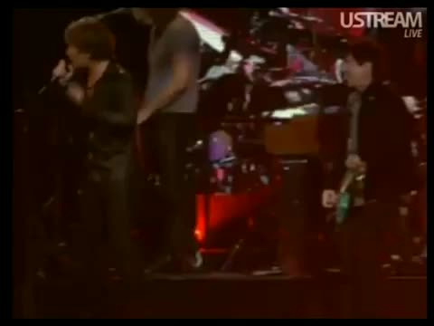 Bon Jovi - Bad medicine Hot Legs live Webcast Dallas 2010  - Vbox7