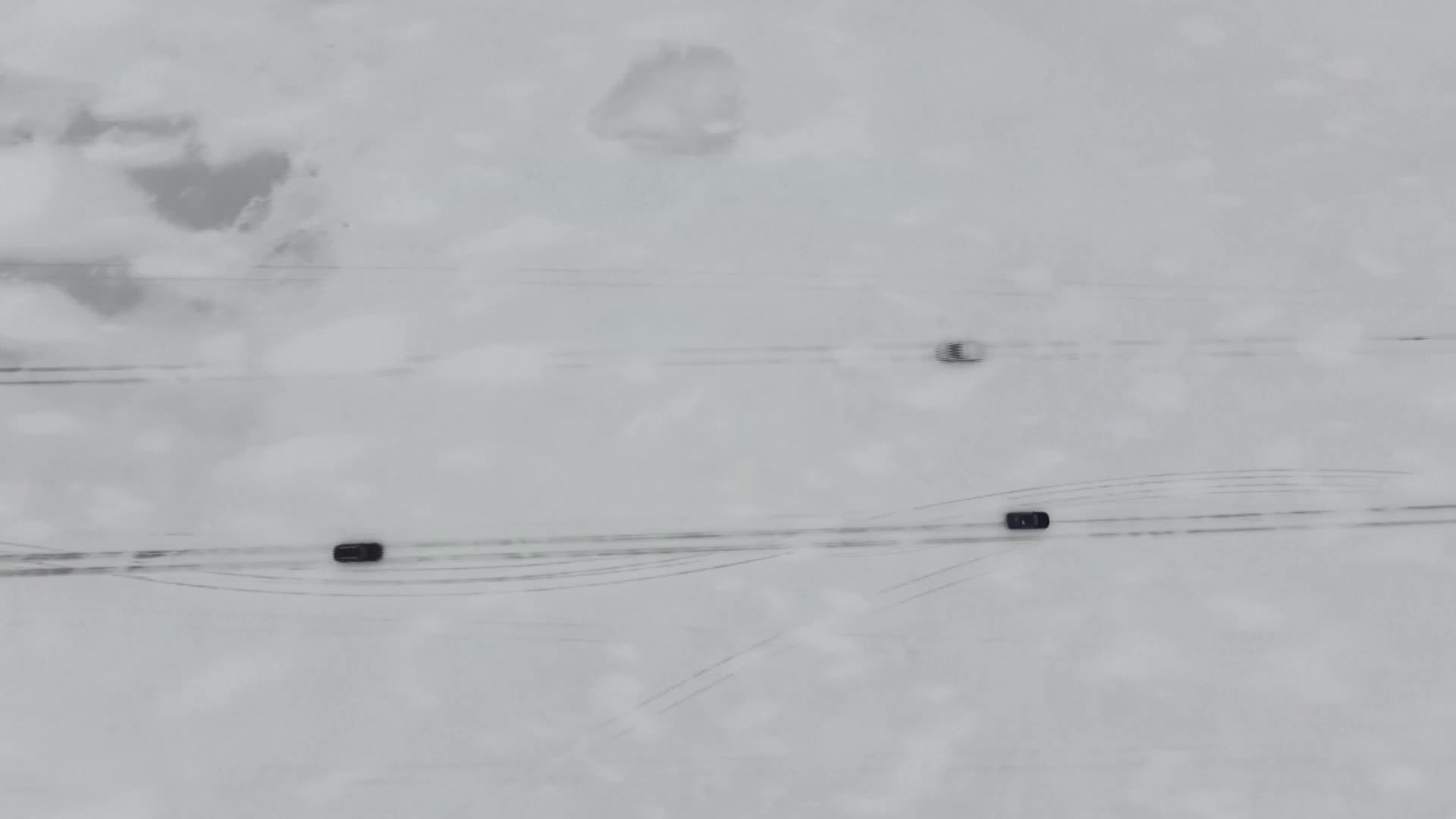 Откриха 20-километров път по повърхността на замръзнало море в Естония