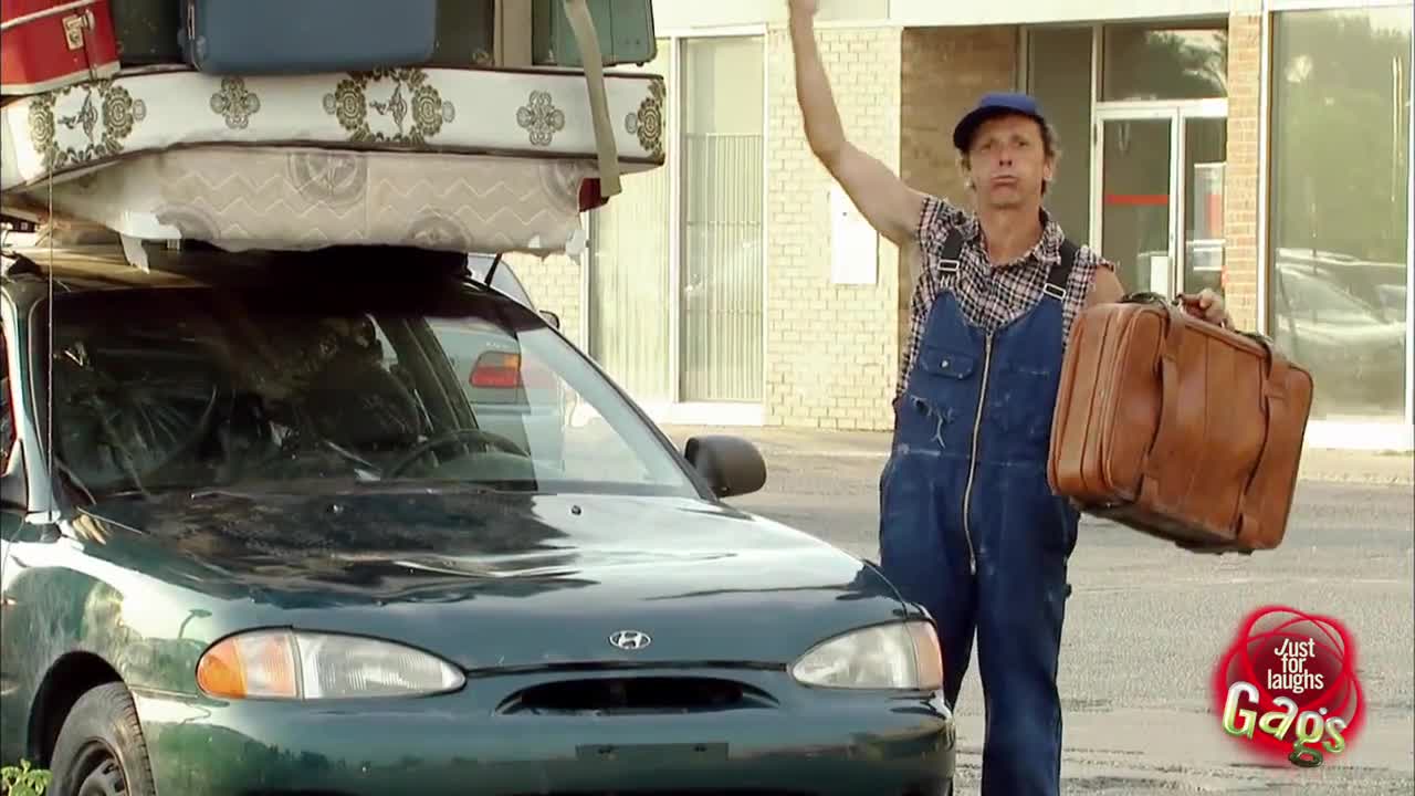 Луд селянин в града - Скрита Камера