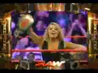 Wwe Trish Счупва Крака На Lita