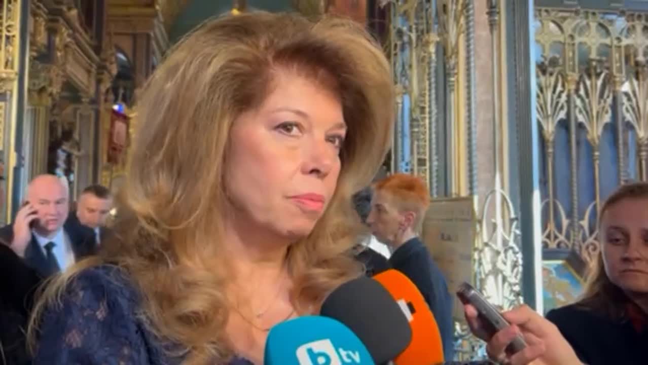 Патриарх Даниил води литургията в българската църква „Св. Стефан” в Истанбул