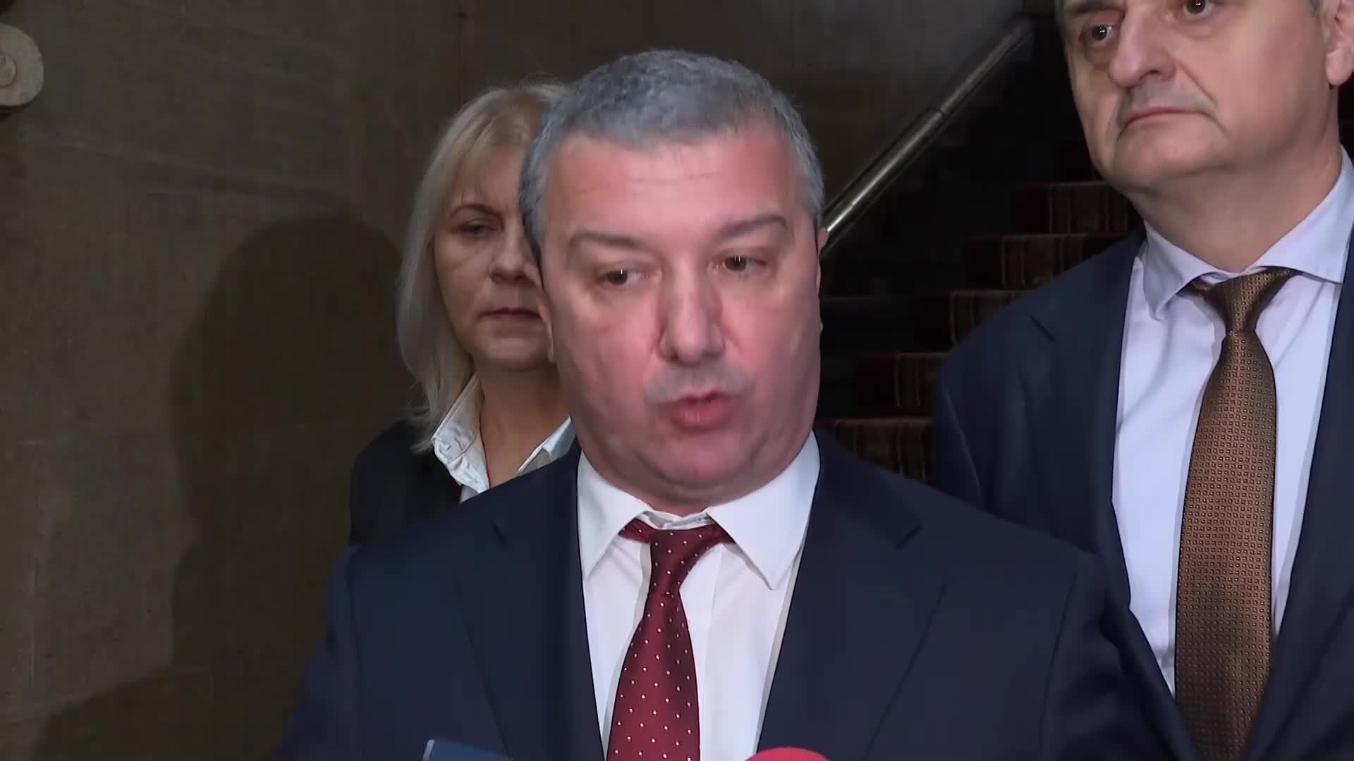 "БСП-Обединена левица" към Йотова: Осъзнаваме трудната ситуация, в която сте поставени, отговорност