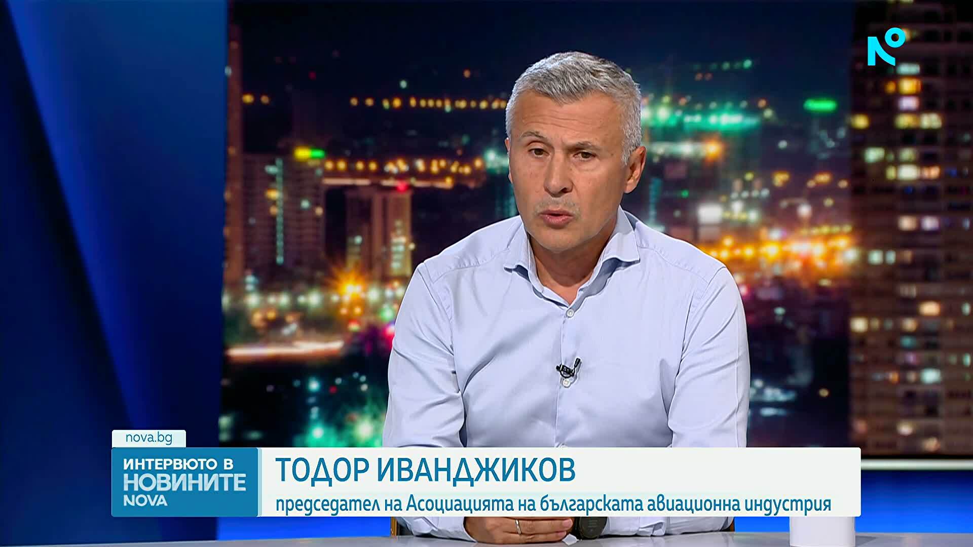 Американските самолети цистерни ще бъдат в „Безмер“, но ще кацат и на летището в София, твърди авиационен експерт