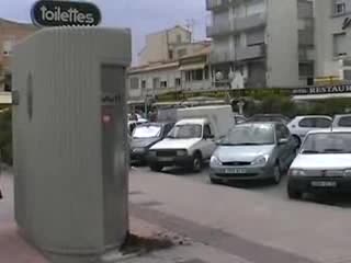 Remi Gaillard - Слон В Тоалетната
