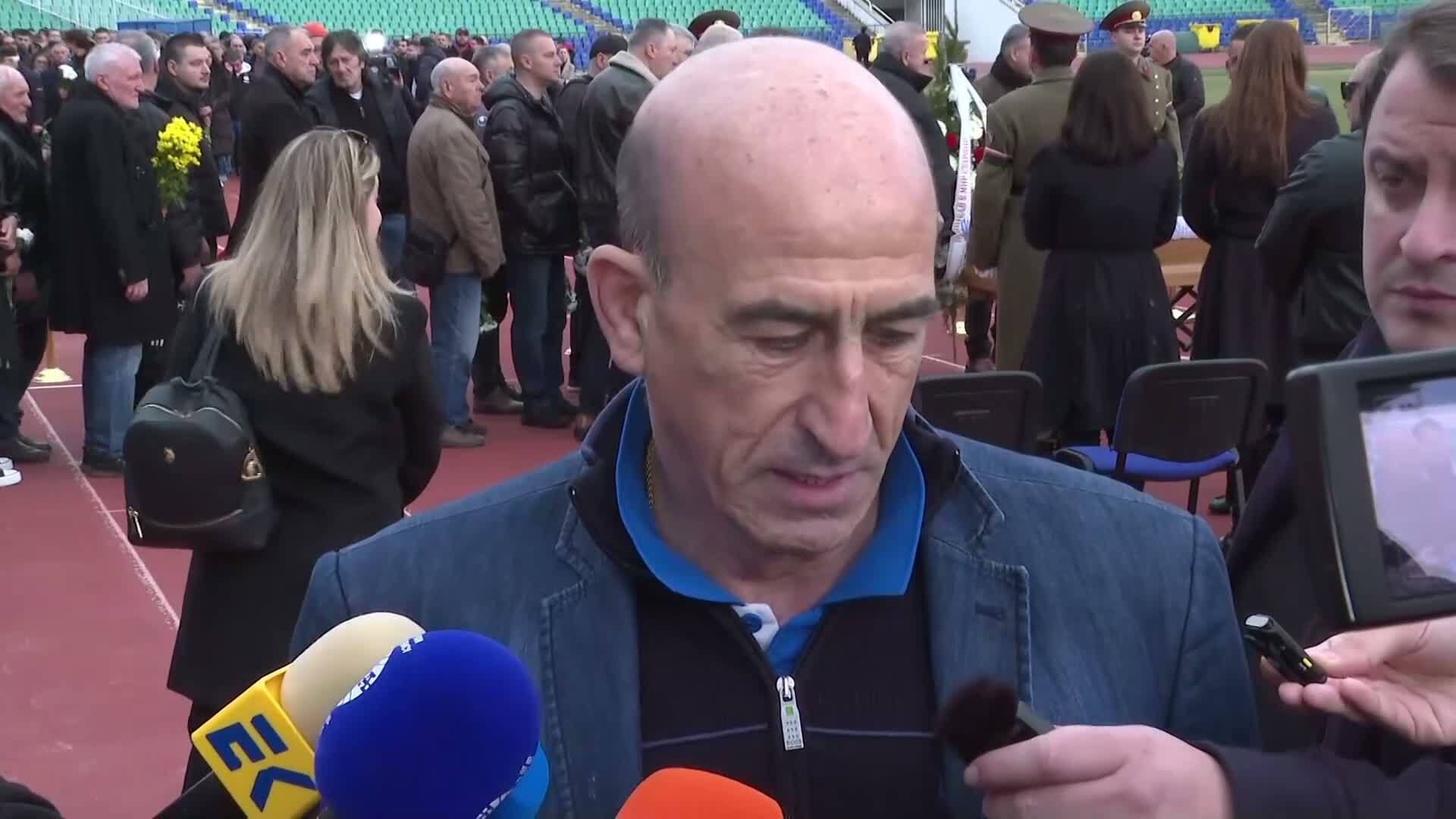 Йордан Лечков: Пенев беше весел човек и изключително добър професионалист