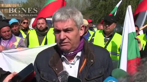 Протест и в Русе заради неплащането на строителите