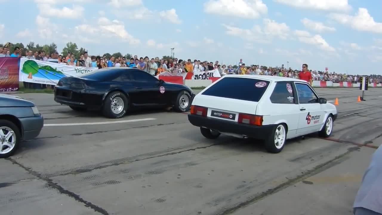 Toyota Supra срещу Лада Самара