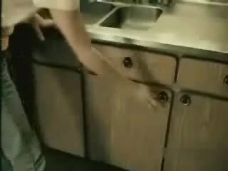 Защо ли жените мразят футбол? Ето отговора..