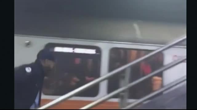 Паника в метрото в Бостън, задимяване изплаши стотици пътници