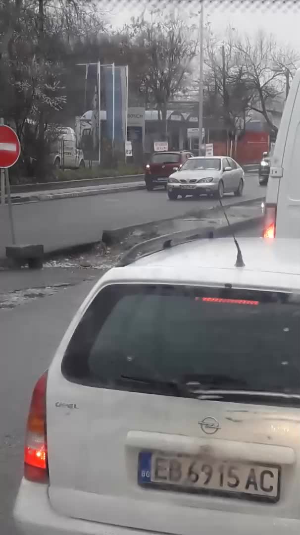 Шофиране в насрещното
