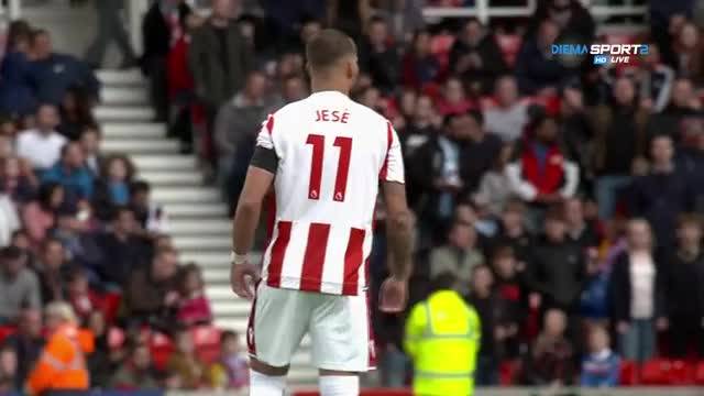 Хесе Родригес дебютира за Стоук срещу Арсенал