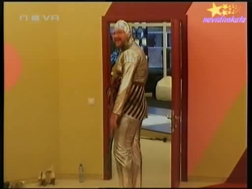 Big Brother 4-Смях Мъже Със Секси Женски Дрешки!07.11.2008