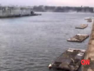 Приводняването На Самолет В Хъдсън.flv