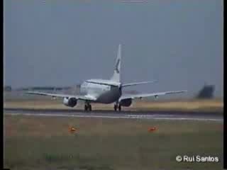 Самолет На Bulgaria Air Излита от Paris
