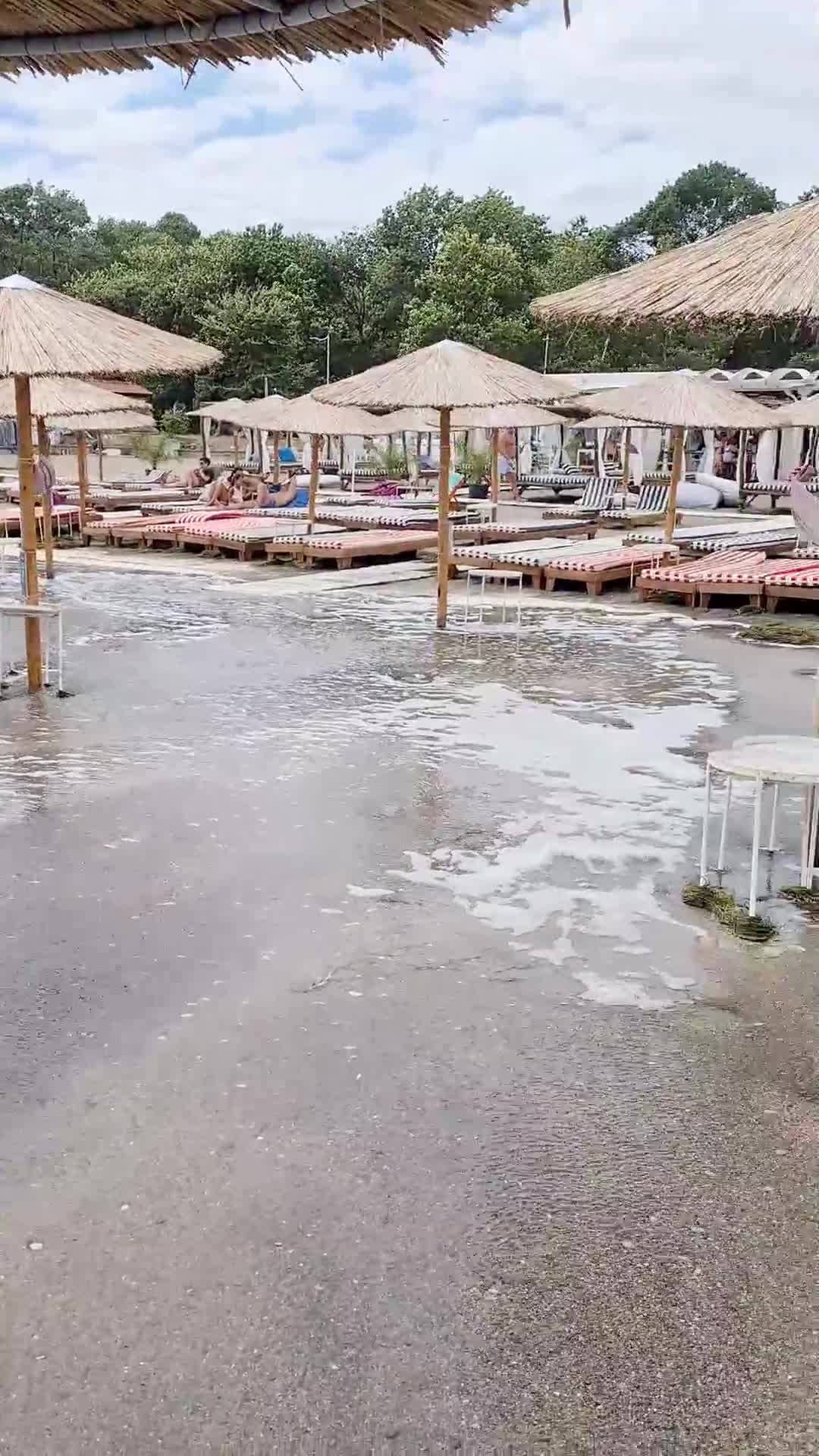 Бурно море