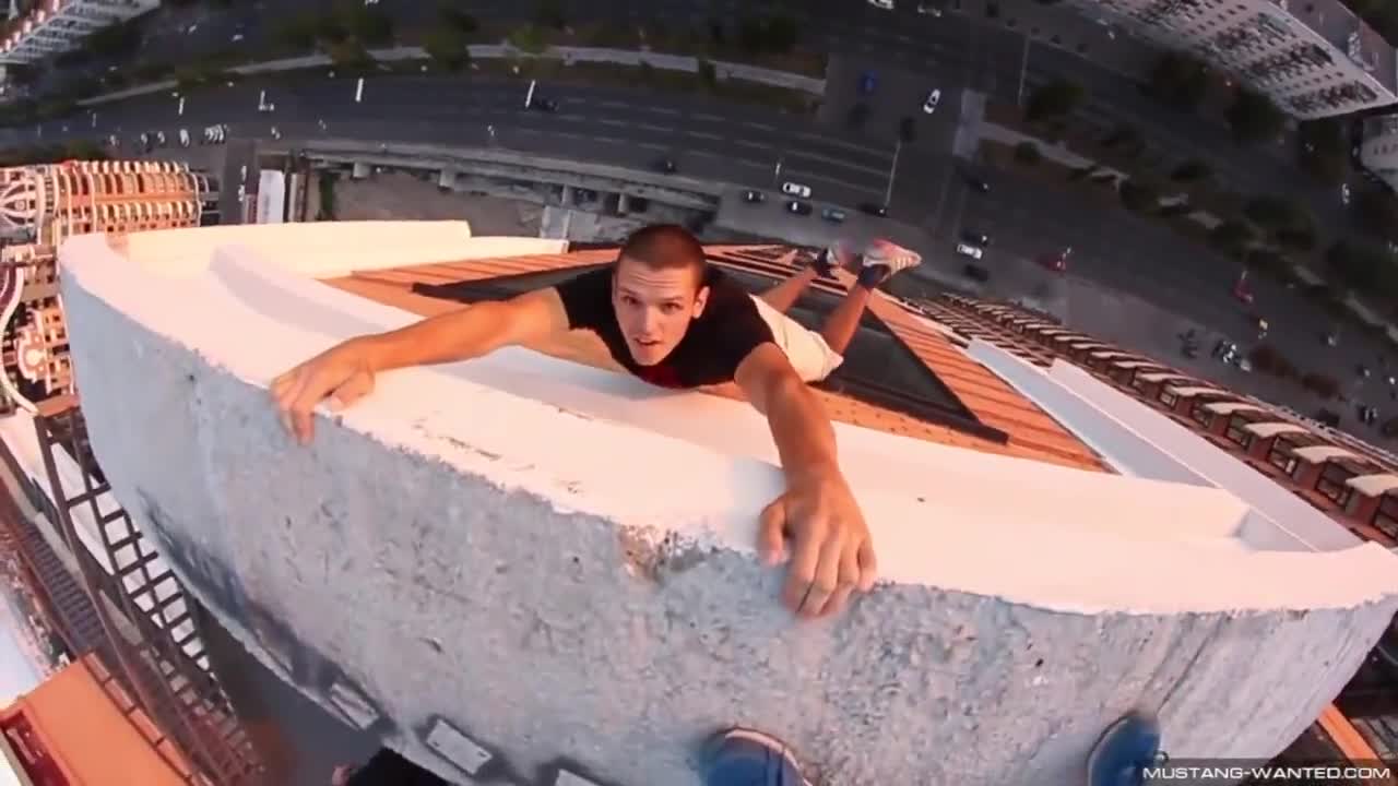 Ето това е да нямаш страх от високото ! Момчета със страхотни умения 2о14 !