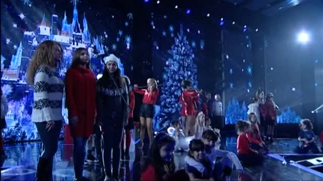 Бон-Бон и квартерт Дестини - Christmas Medley - X Factor (24.12.2015)
