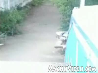 Пияна Руска Девойка След Купон